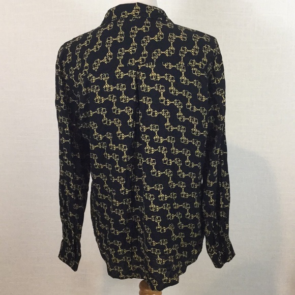 Foxcroft equestrian print button-down - so luxe! - Picture 4 of 7